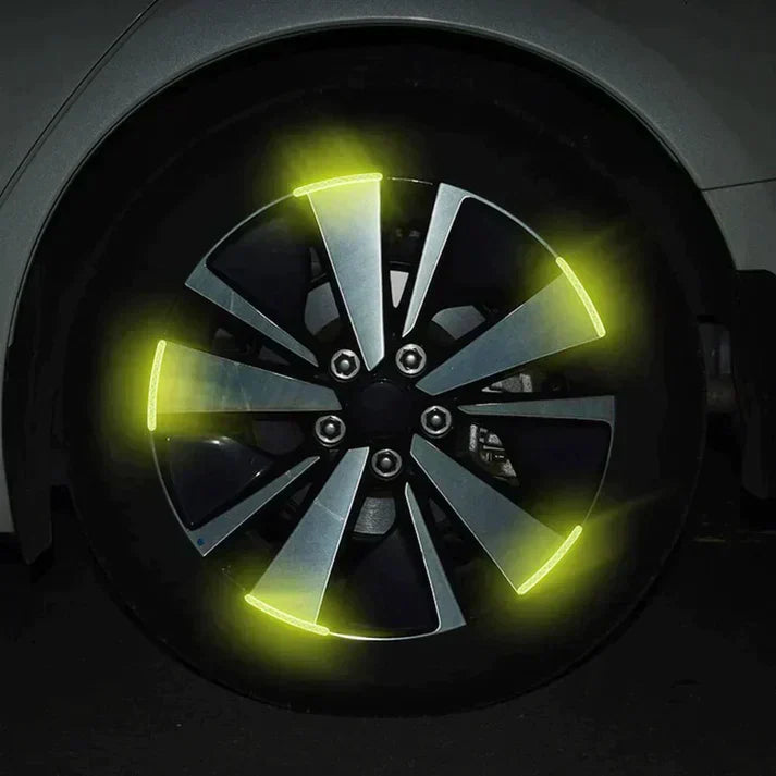 Car & Bike Wheel Hub Reflective Luminous Stickers