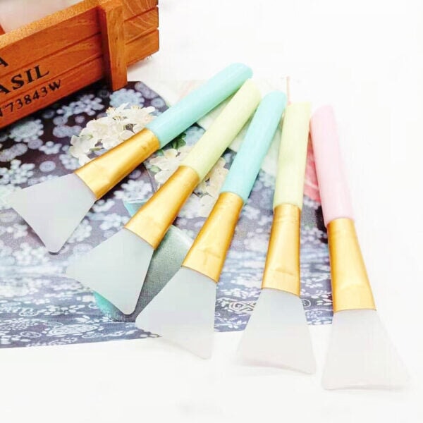 Pack of 5 Soft Silicone Mask Brushes Foundation Make up brush Pak Deal 
